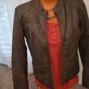 Gorgeous grey size L leather jacket,has pocket